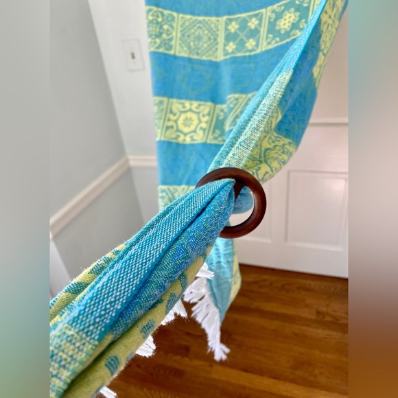 Wrap Clip Faux Wood Keep it Put - Picture 11 of 13